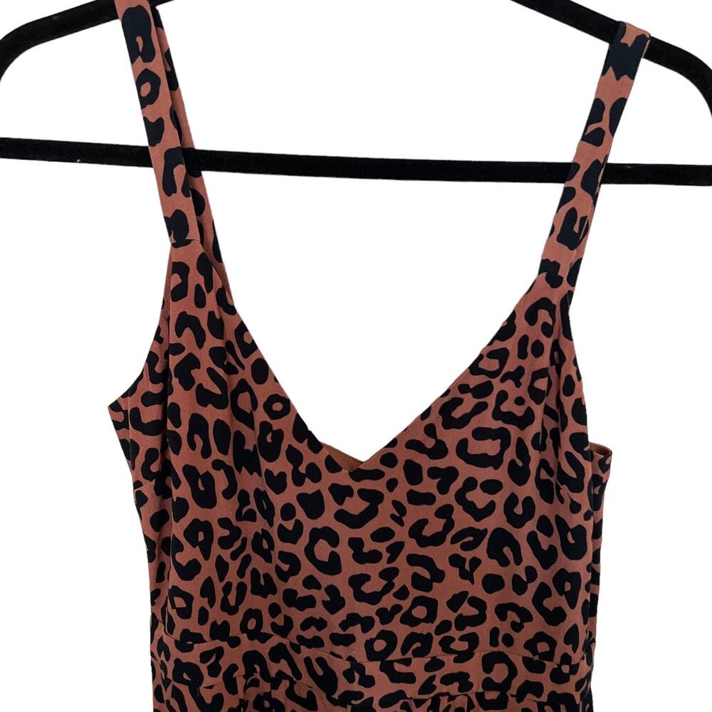 Lovers and Friends Keon Bold Animal Cheetah Print Jumpsuit Size S - Picture 4 of 13
